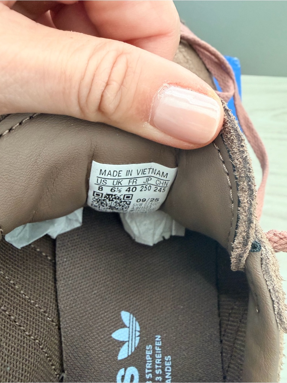 ✨ Adidas Handball Spezial Sneakers - earth strata/crystal sky/warm clay - sz 8 ✨ - Picture 5 of 5